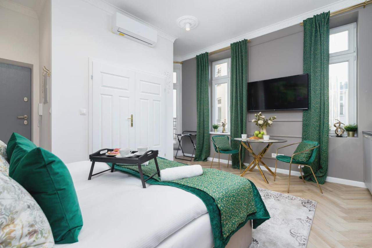 Kazimierz Studio With Jacuzzi By Renters Prestige 크라쿠프 외부 사진
